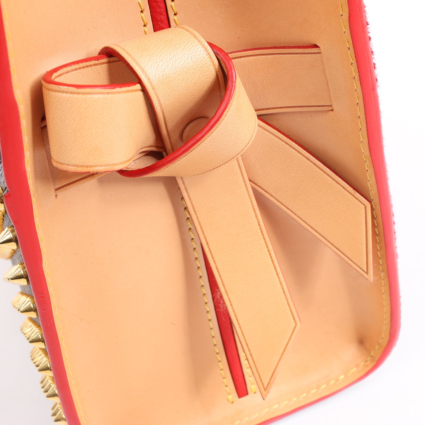 Louis Vuitton x Christian Louboutin Monogram Iconoclast Handtasche in Braun x Rot M41234