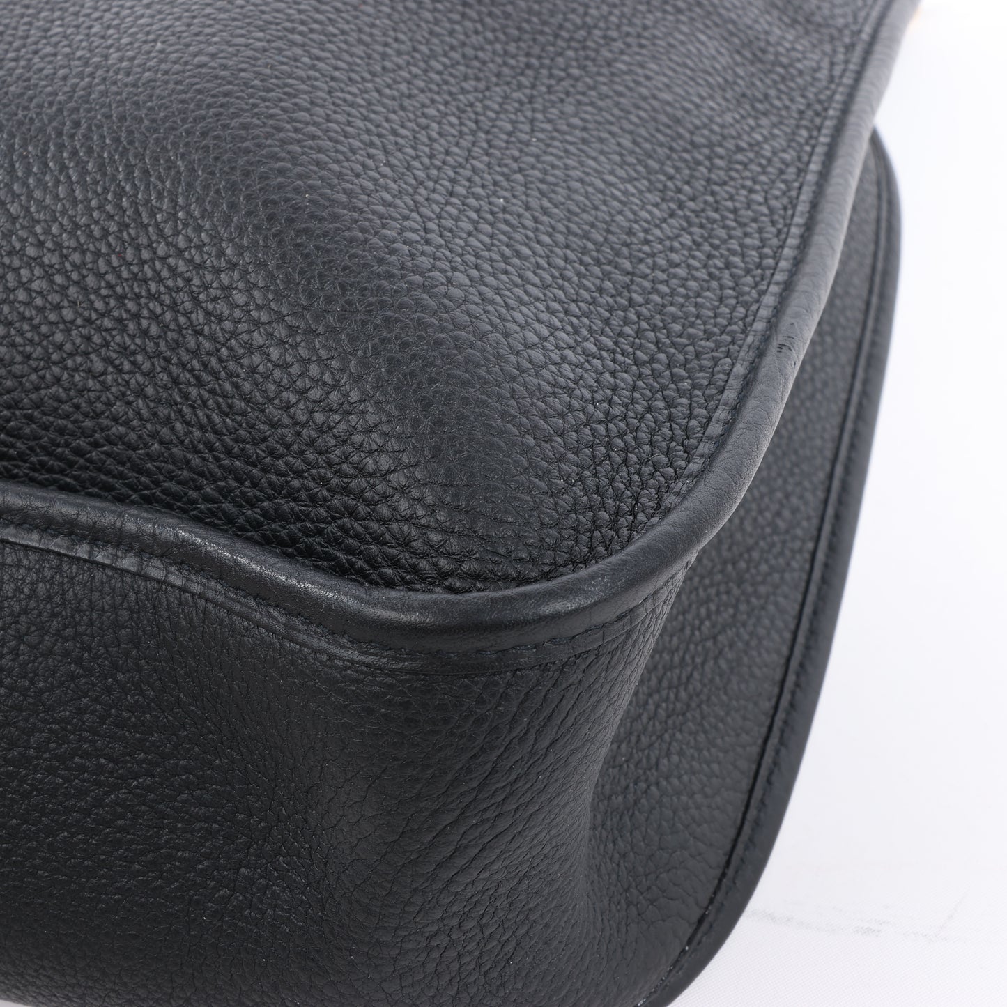 Hermes Evelyne 1 33 GM Taurillon Clemence Schwarz Silber Metallbeschläge G:2003