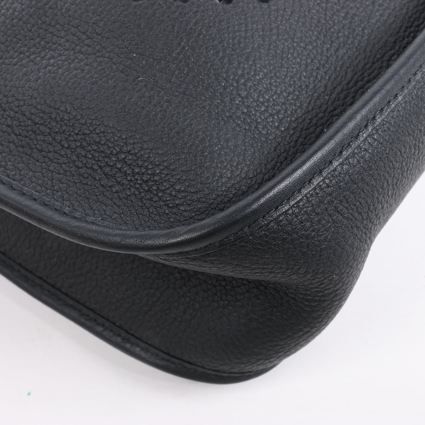 Hermes Evelyne 1 33 GM Taurillon Clemence Schwarz Silber Metallbeschläge G:2003