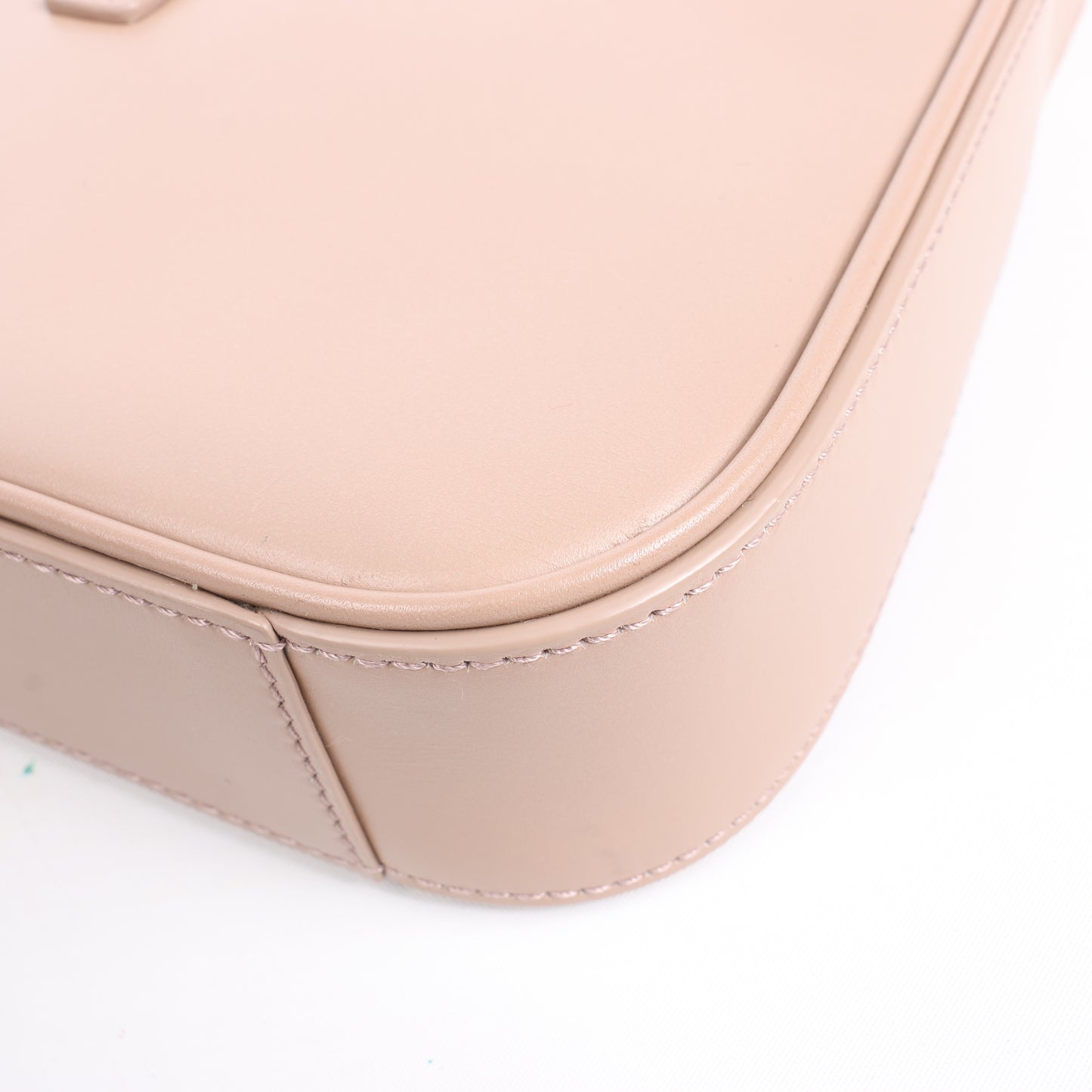 Saint Laurent Le 5 à 7 Mini Hobo bag in Pink