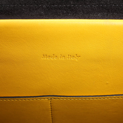 CELINE – 2-Wege-Handtasche aus glattem Kalbsleder in Gelb