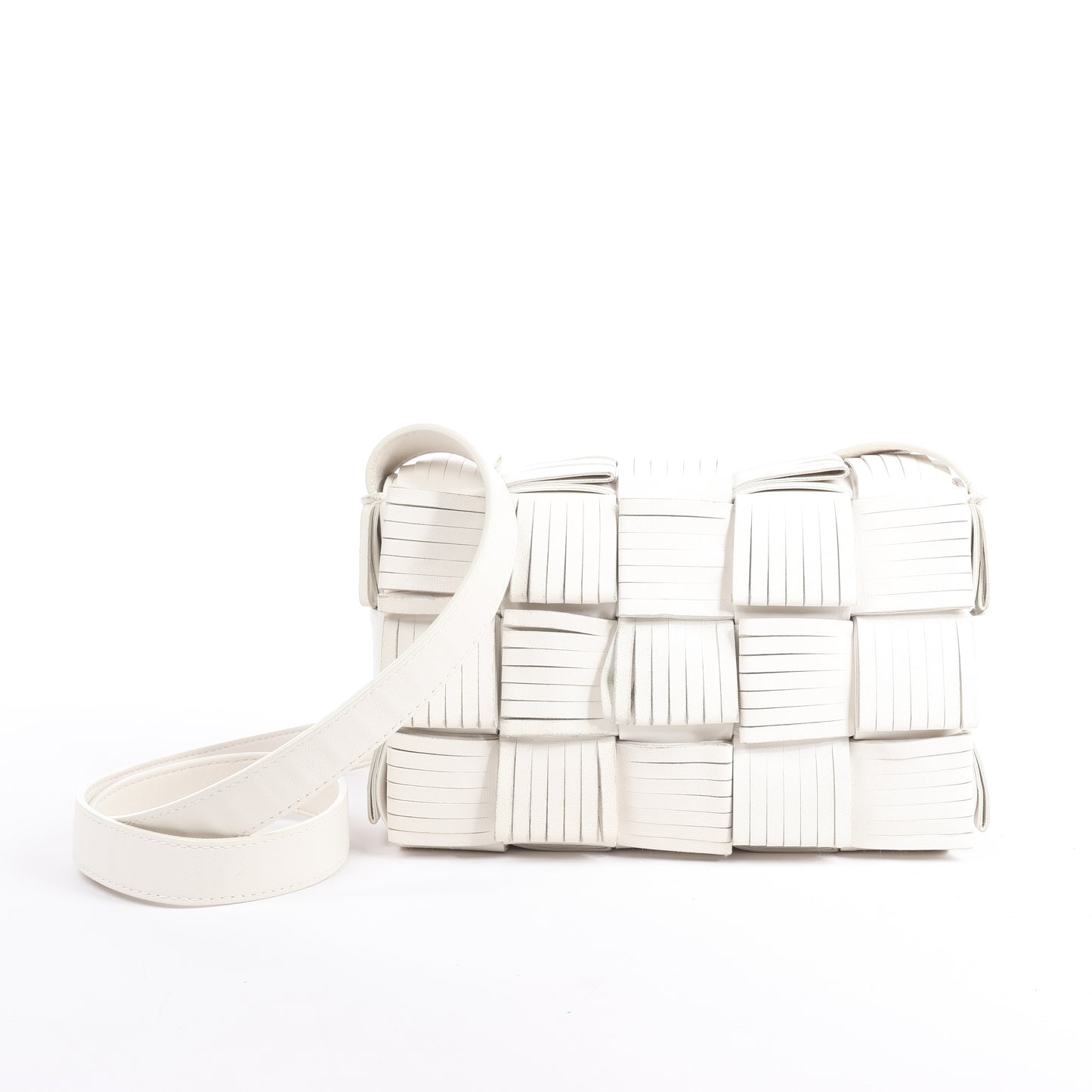 Bottega Veneta Maxi Intrecciato Kassetten-Umhängetasche aus Leder in Weiß