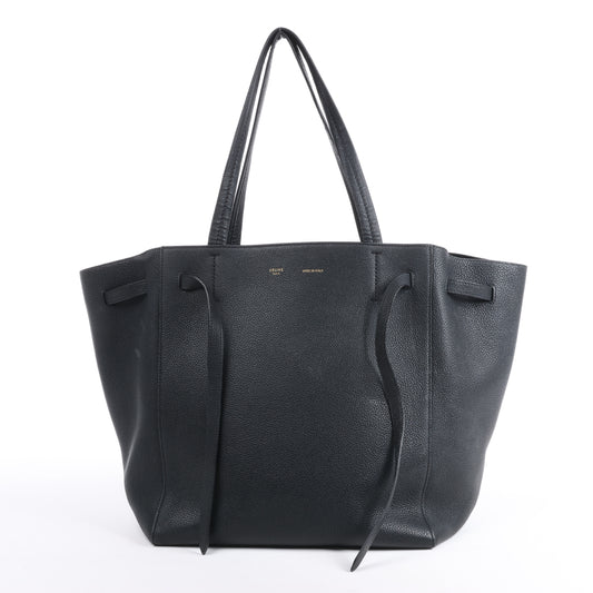 Celine Cabas Phantom, kleine Schultertasche aus schwarzem Leder