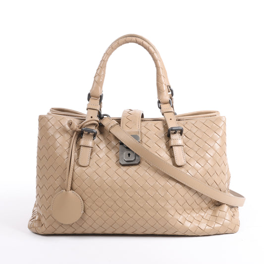 Bottega Veneta Intrecciato Roma Lederhandtasche in Beige