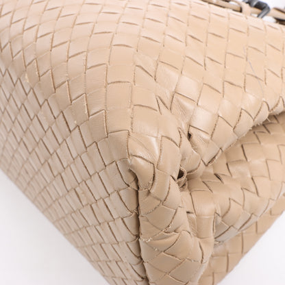 Bottega Veneta Intrecciato Roma Lederhandtasche in Beige
