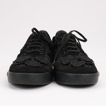 CHANEL Camelia Lace x Wildleder Sneakers in Schwarz G34815, Größe 37