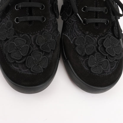 CHANEL Camelia Lace x Wildleder Sneakers in Schwarz G34815, Größe 37