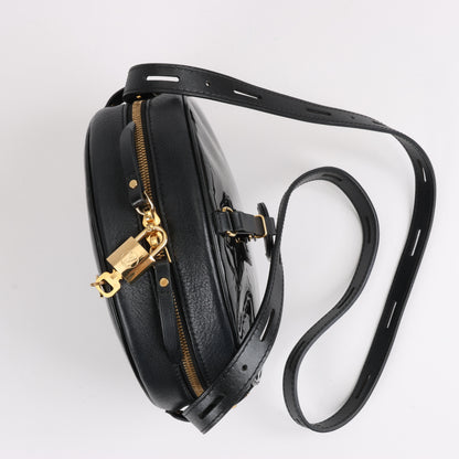 Louis Vuitton Boite Chapeau Souple Vernis Leder Umhängetasche in Schwarz M53999