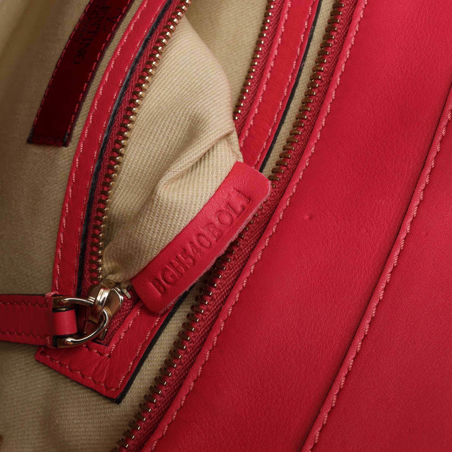 Sac à main Valentino Garavani Rockstud en cuir rose à double compartiment