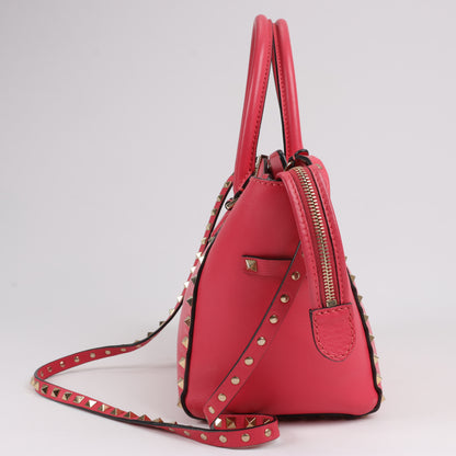 Sac à main Valentino Garavani Rockstud en cuir rose à double compartiment