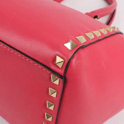 Sac à main Valentino Garavani Rockstud en cuir rose à double compartiment