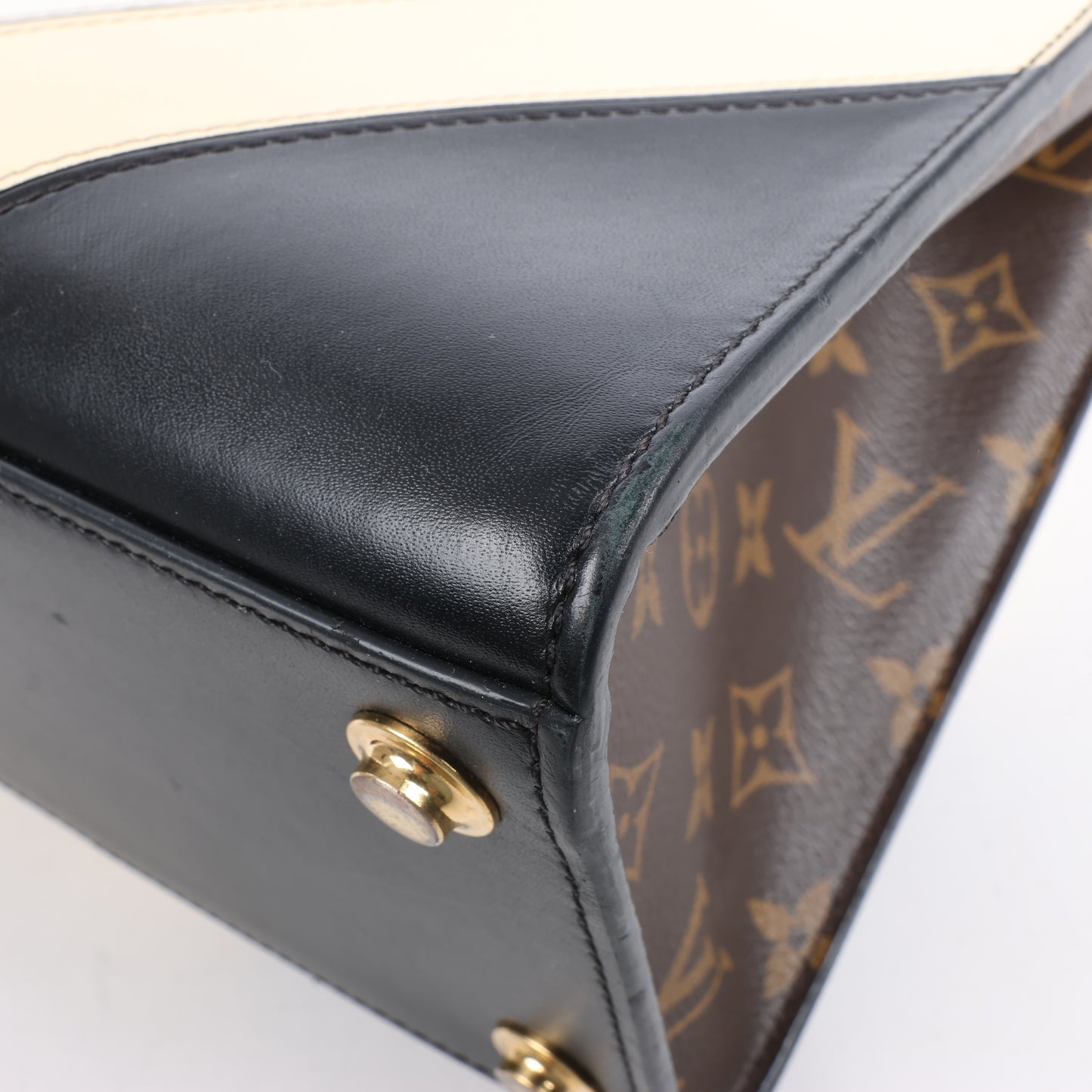 Louis Vuitton LV Logo City Steamer PM