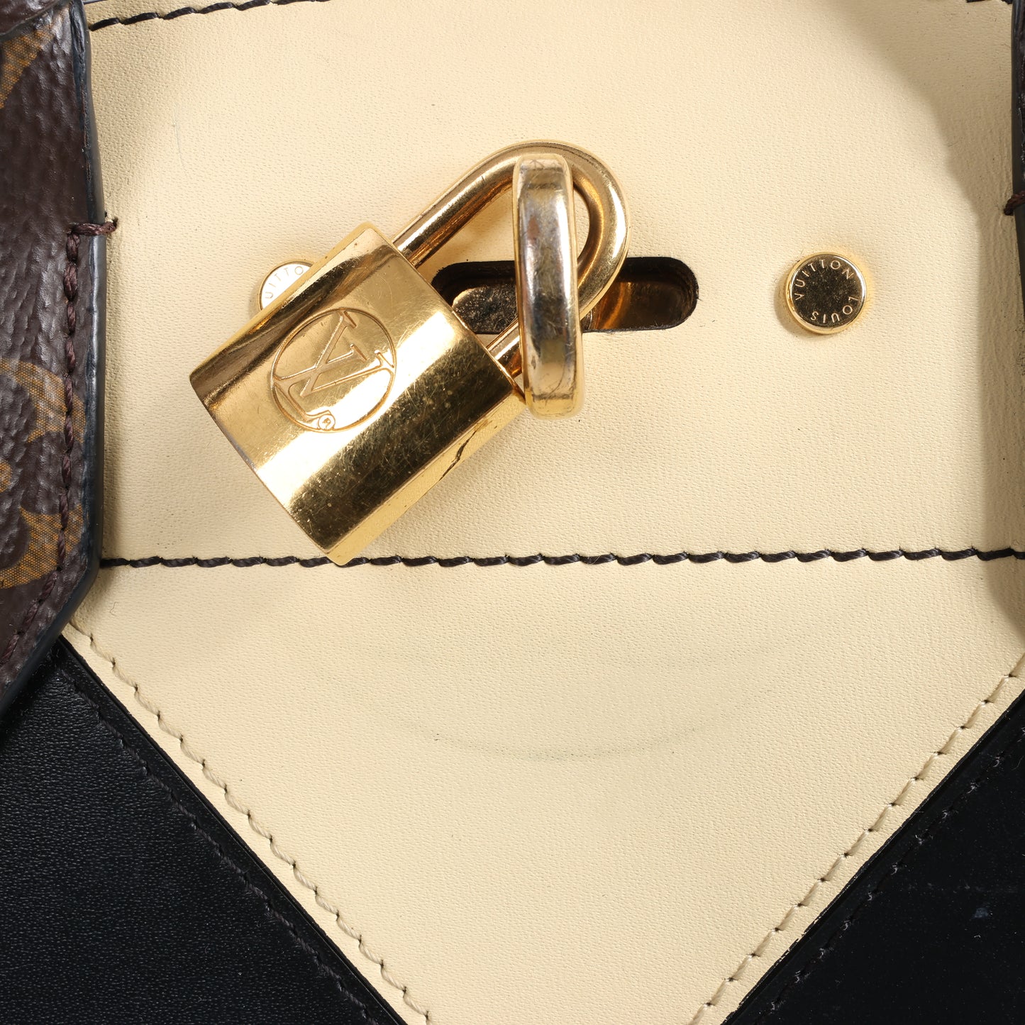 Louis Vuitton LV Logo City Steamer PM
