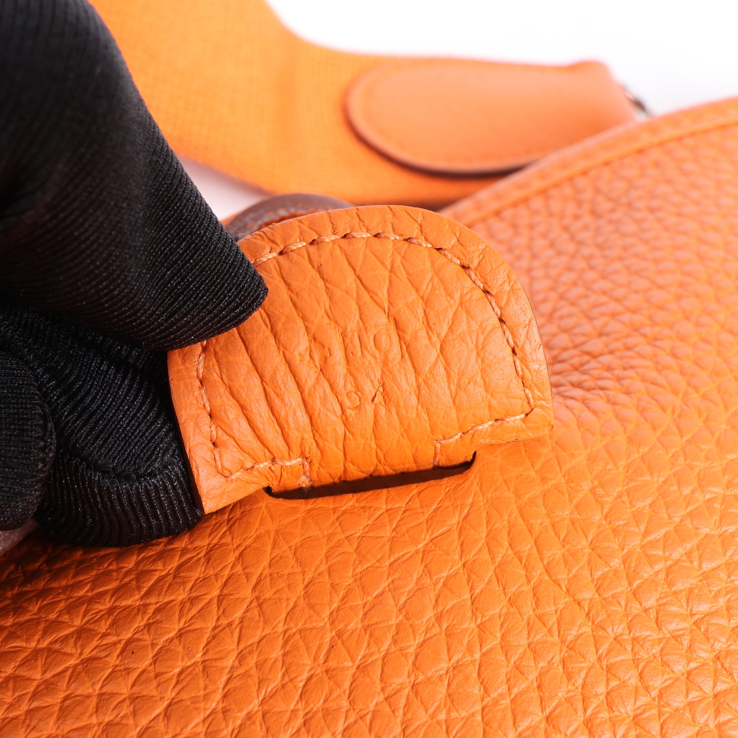 HERMES Evelyne 1 33 GM Taurillon Clemence Orange Silber Metallbeschläge Umhängetasche □JO: 2011