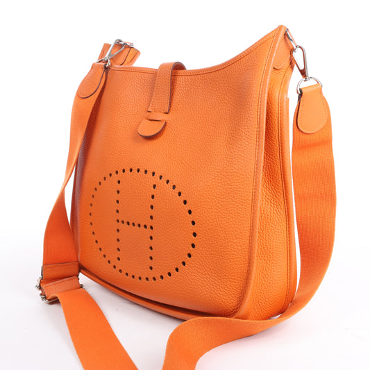 HERMES Evelyne 1 33 GM Taurillon Clemence Orange Silber Metallbeschläge Umhängetasche □JO: 2011