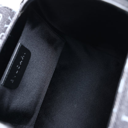 BVLGARI B.Zero 1 Denim- und Lederhandtasche in Schwarz x Marineblau 