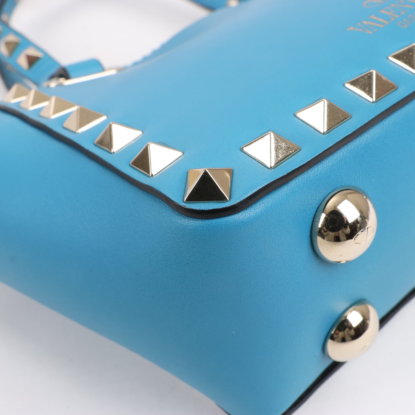 Mini sac à main Rockstud Valentino Garavani en cuir bleu