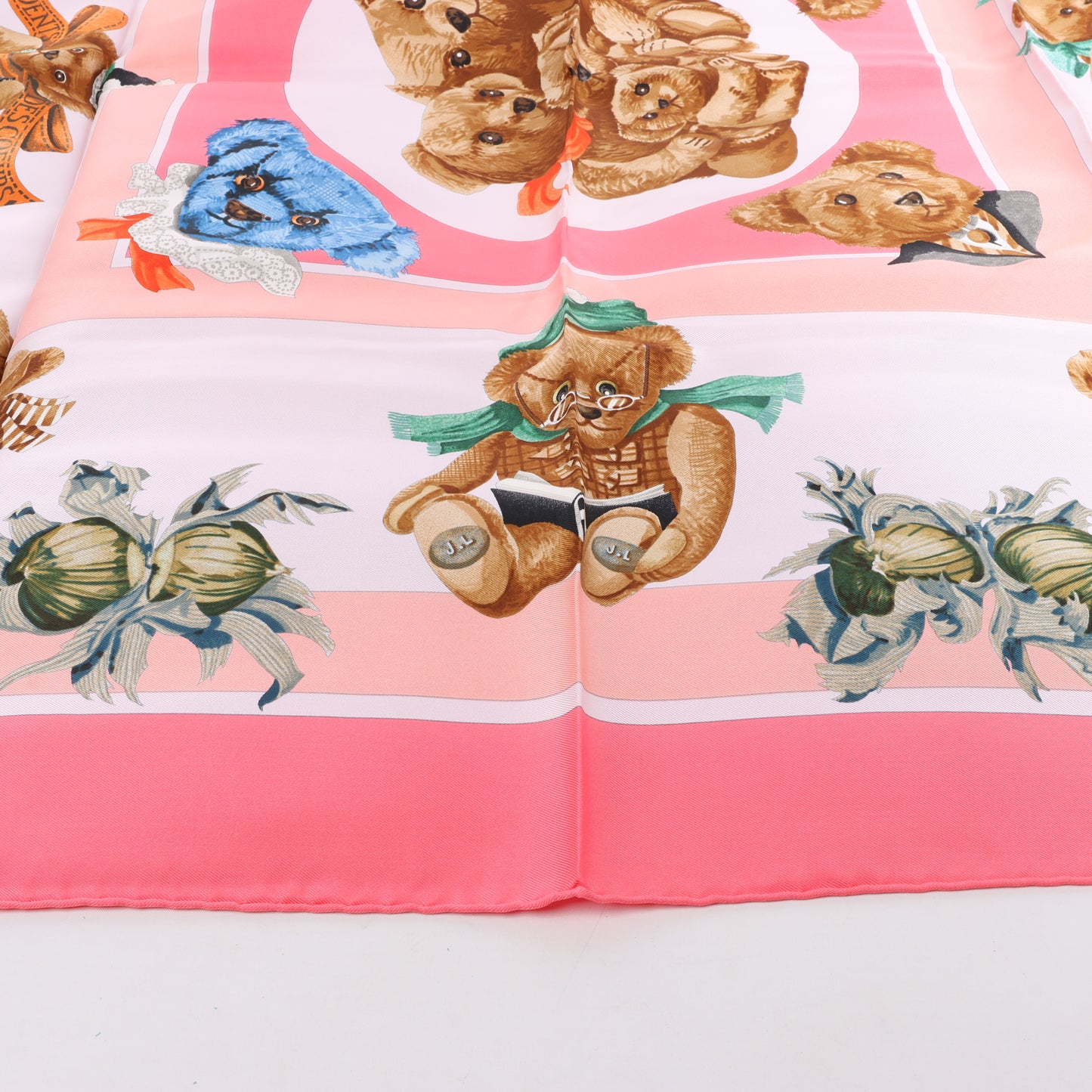 Hermes Carré 90 „CONFIDENTS DESCOEURS“ Seidentaschentuch in Rosa
