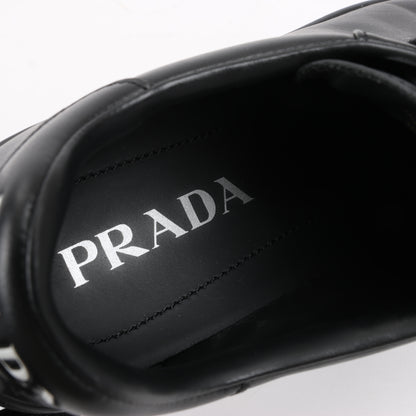 PRADA Logo-Leder-Sneaker in Schwarz × Weiß 1E282N, Größe 37,5 EU