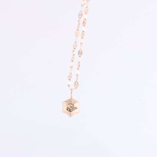 Gold (18k) chain and pendant set with 11 natural diamonds