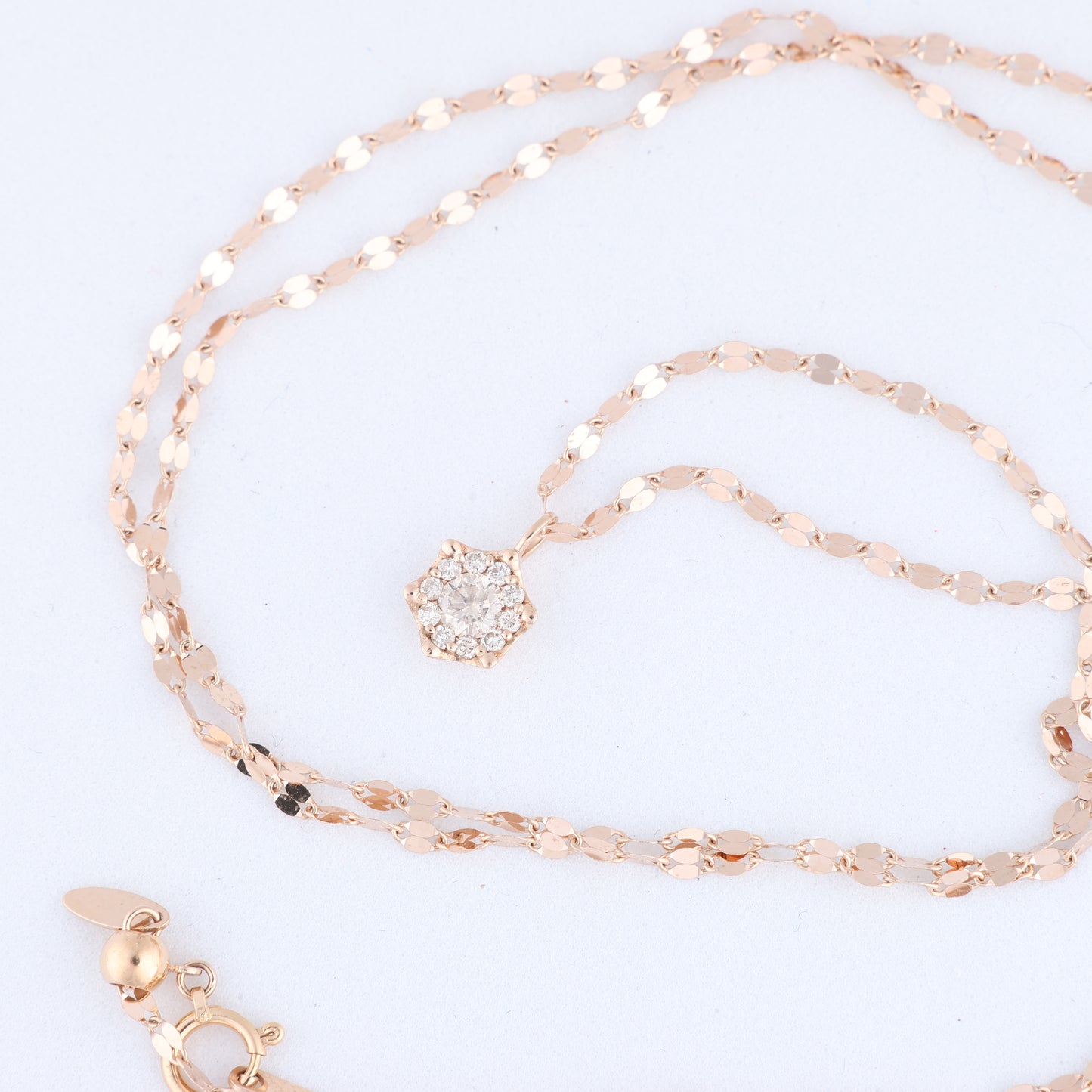 Gold (18k) chain and pendant set with 11 natural diamonds