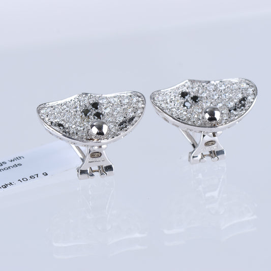 Non Signe / Unsigned Black diamond Earrings K18WG 10.6g, 2.45 ct