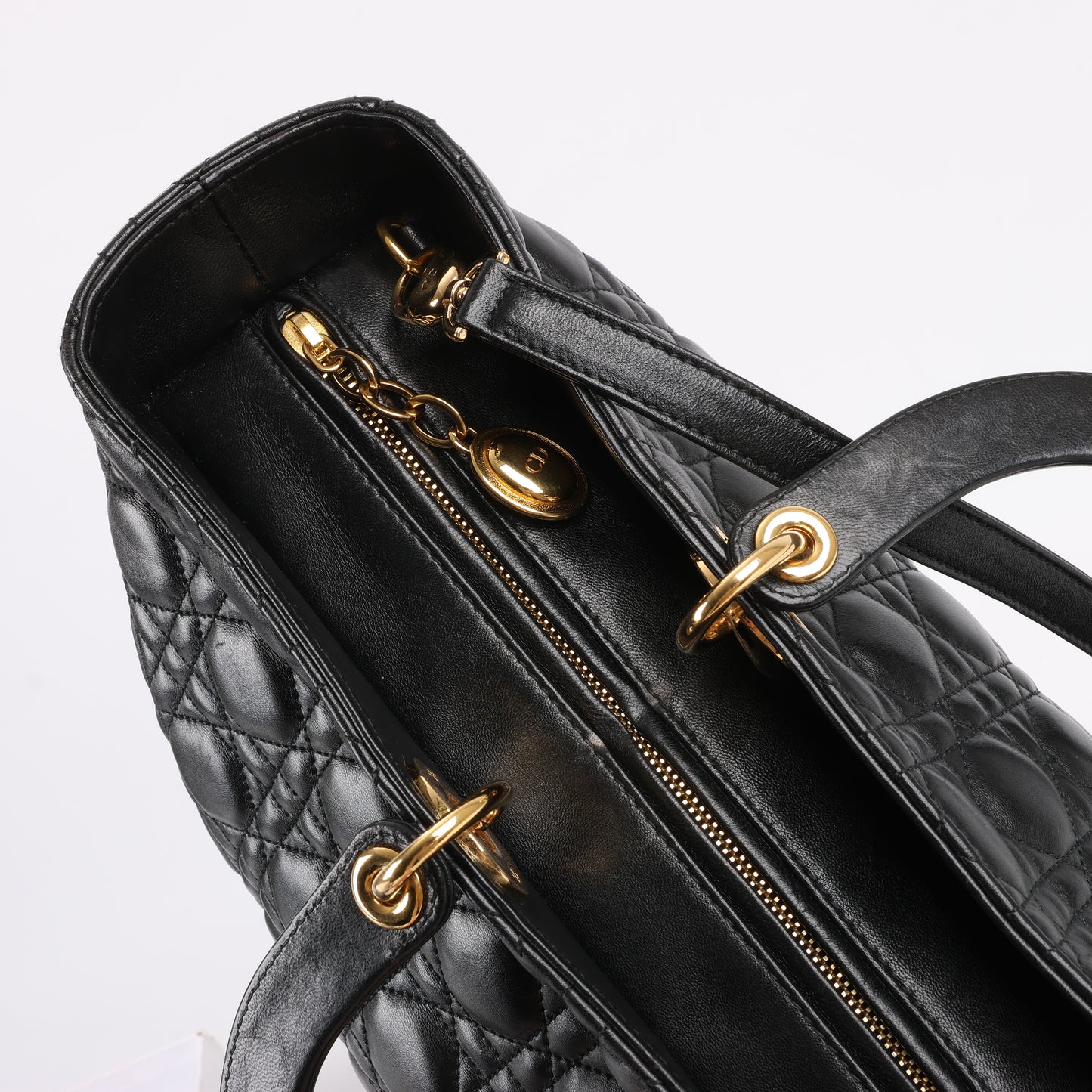 Christian Dior Lady Dior Große 2-Wege-Handtasche aus Cannage-Leder in Schwarz