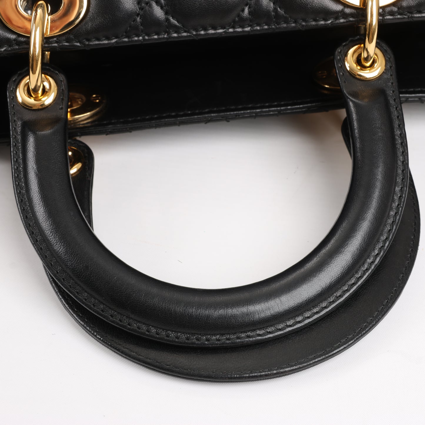 Christian Dior Lady Dior Große 2-Wege-Handtasche aus Cannage-Leder in Schwarz