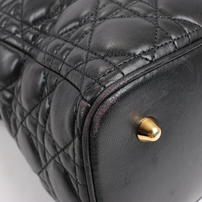 Christian Dior Lady Dior Große 2-Wege-Handtasche aus Cannage-Leder in Schwarz