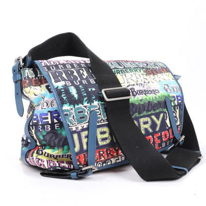 Burberry – Kuriertasche mit Graffiti-Logo-Print, mehrfarbig