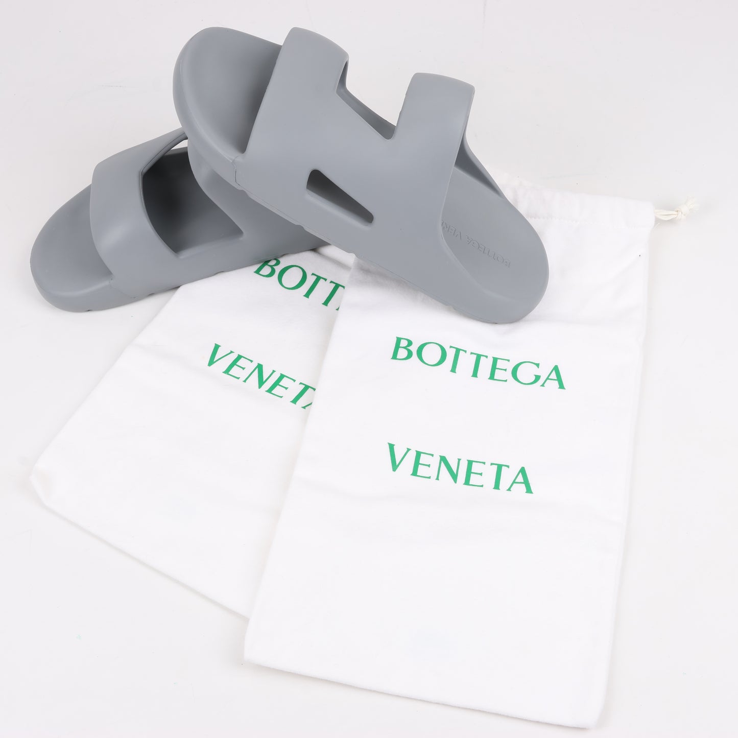 Bottega Veneta Rubber Band Sandals in Grey, Size 43 EU