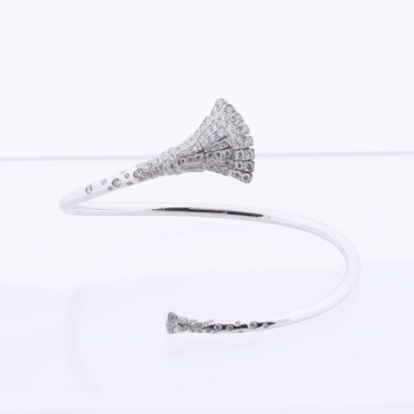 De Grisogono Ventaglio 18K White Gold and Diamon Bracelet