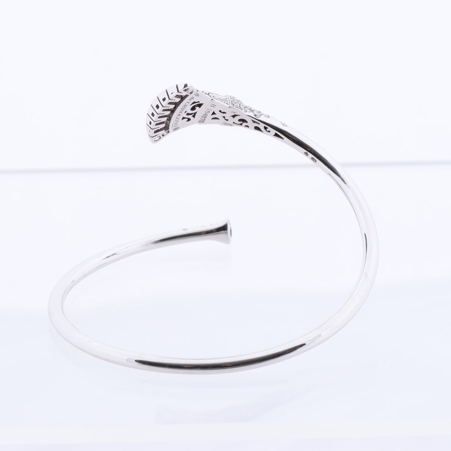De Grisogono Ventaglio 18K White Gold and Diamon Bracelet