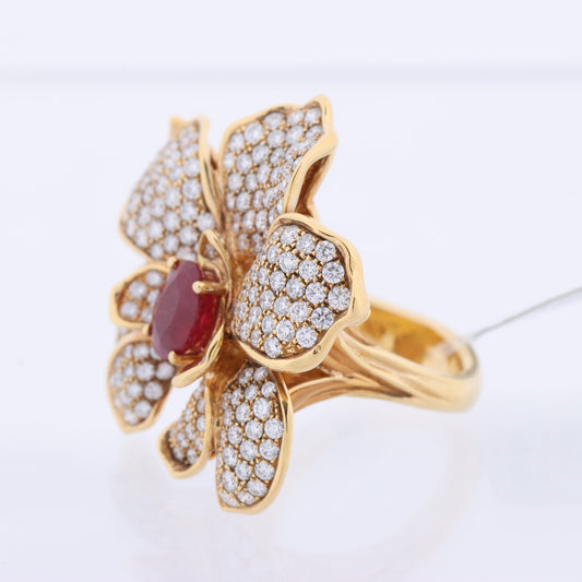Carrera Y Carrera Seda Imperial Orchidee Yellow Gold with Ruby and Diamonds, Size 53 EU