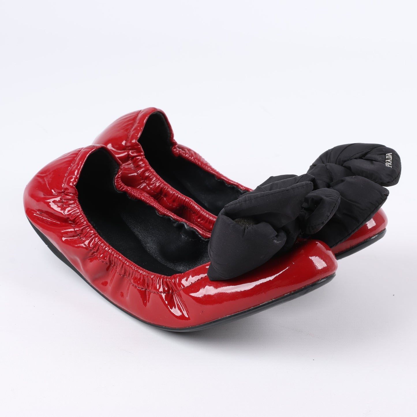 Prada Red Patent Leather Black Bow Scrunch Ballet Flats Size 36.5 EU