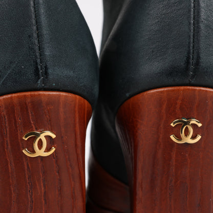 Chanel Coco Mark Nubukleder x Leder Lange Stiefel in Schwarz × Braun G30177, Größe 38 EU