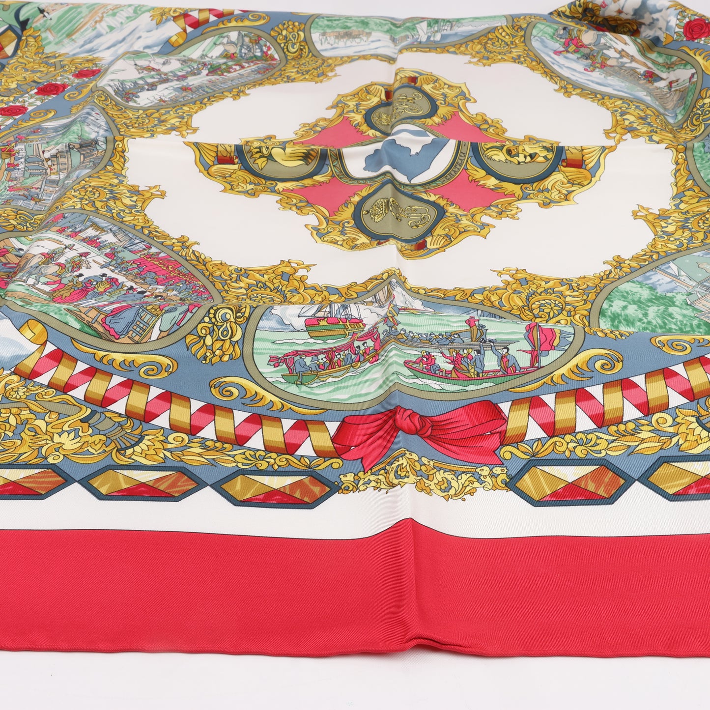 Hermès Carré 90 "L’ENTENTE CORDIALE" 100% Silk Scarf