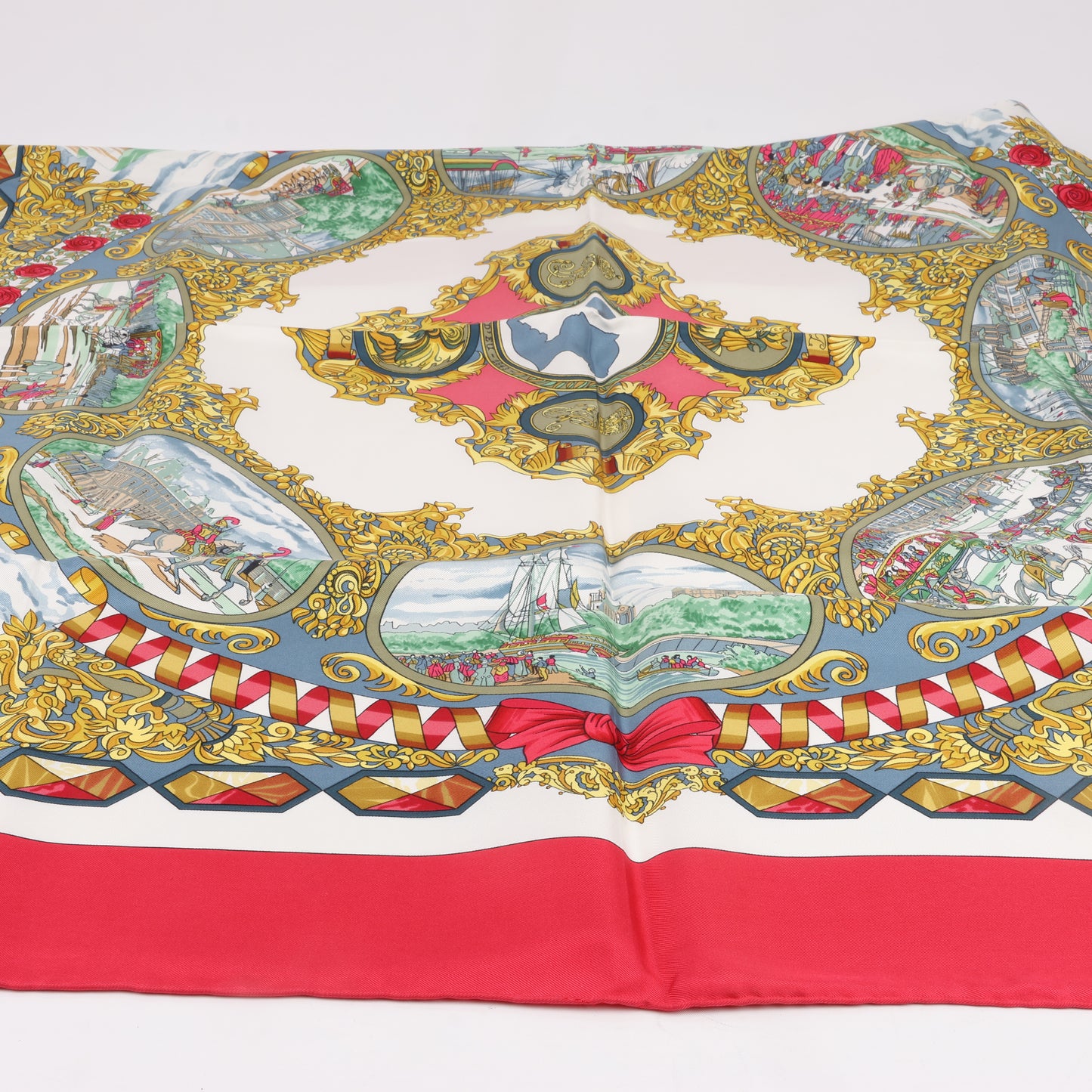 Hermès Carré 90 "L’ENTENTE CORDIALE" 100% Silk Scarf