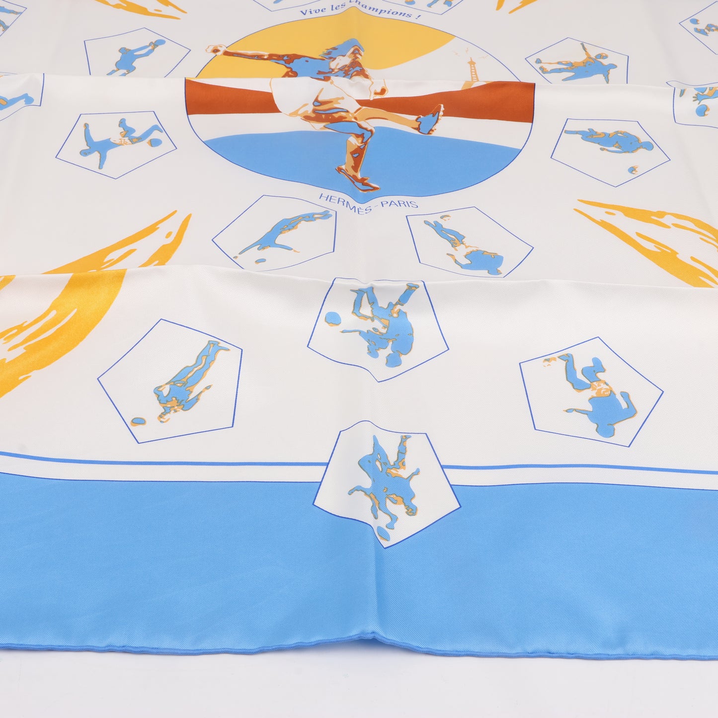 Hermès Carré 90 " Vivs Les champions!" 100% Silk Scarf