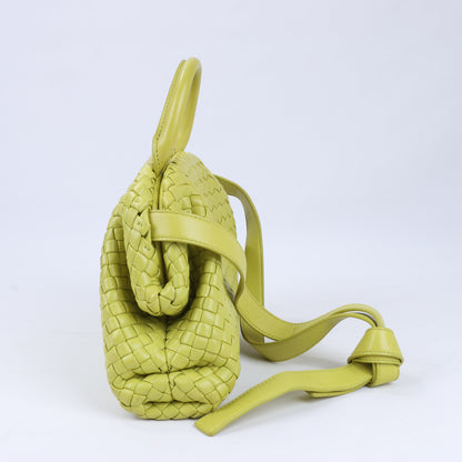 Bottega Veneta – Kleine 2-Wege-Handtasche aus Intrecciato-Leder in Gelbgrün