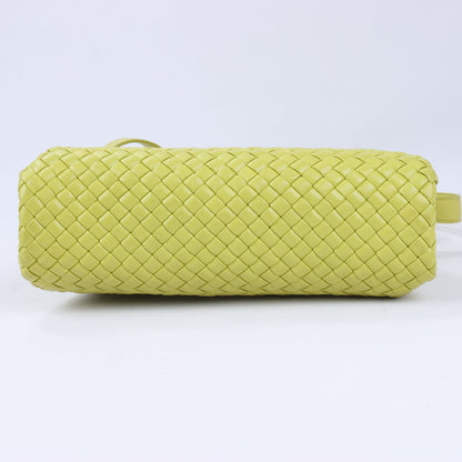 Bottega Veneta – Kleine 2-Wege-Handtasche aus Intrecciato-Leder in Gelbgrün