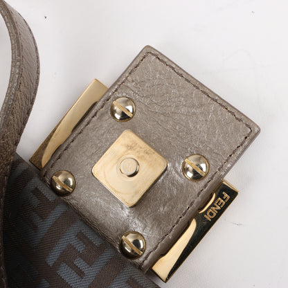 Sac à bandoulière FENDI Zucchino Mamma Baguette en toile et cuir marron 8BR001