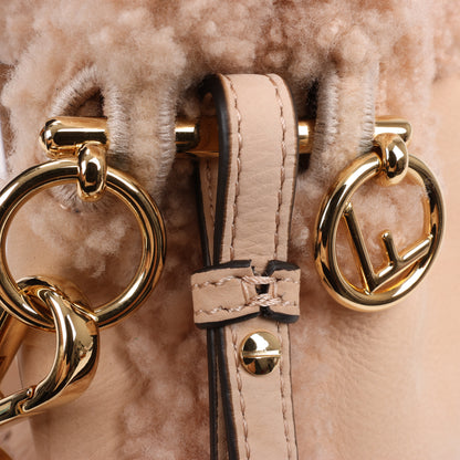 Fendi Mon Tresor Mini Mouton 2Way Umhängetasche in Puderbeige 8BS010