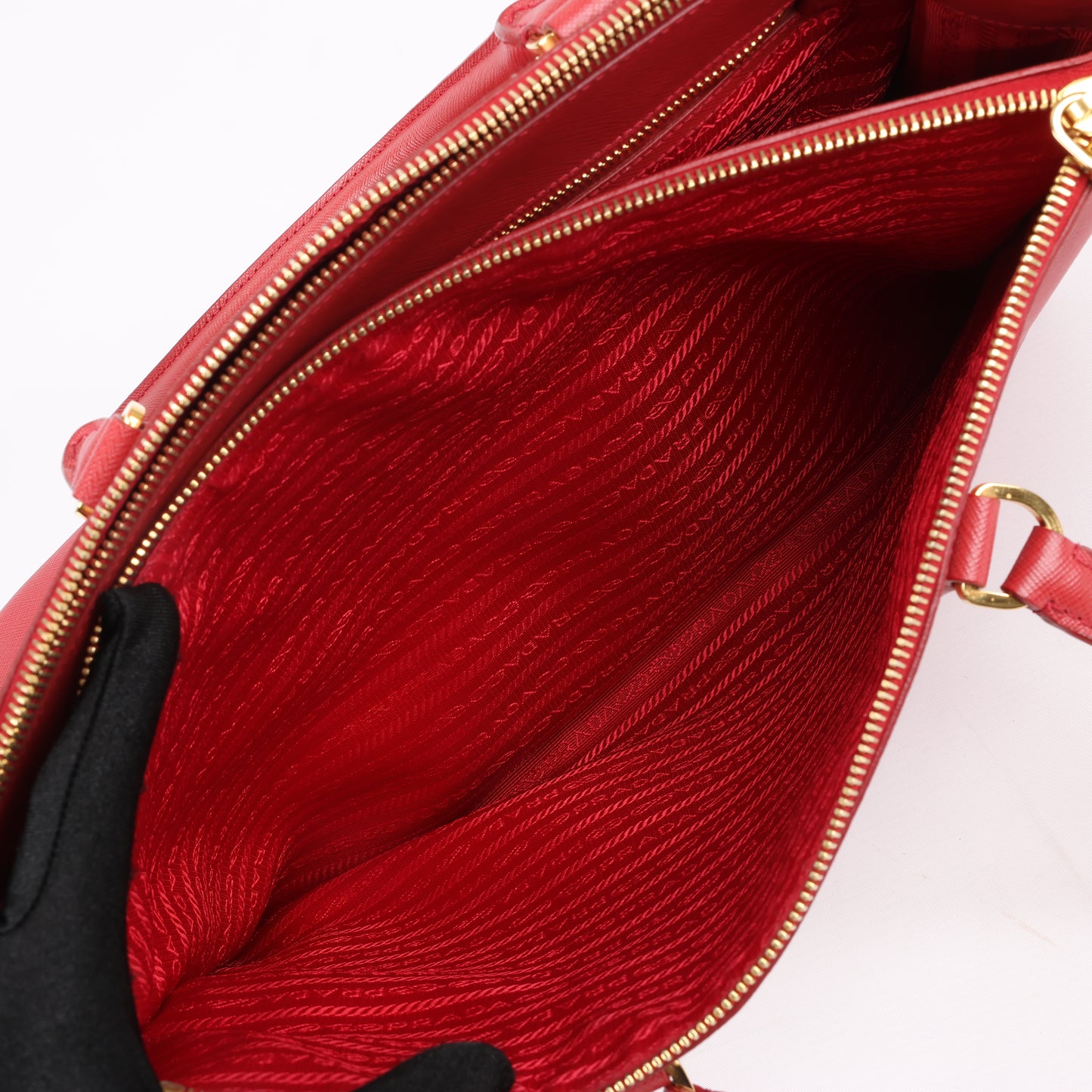 Prada Galleria Saffiano Lux Leather Handag in Red