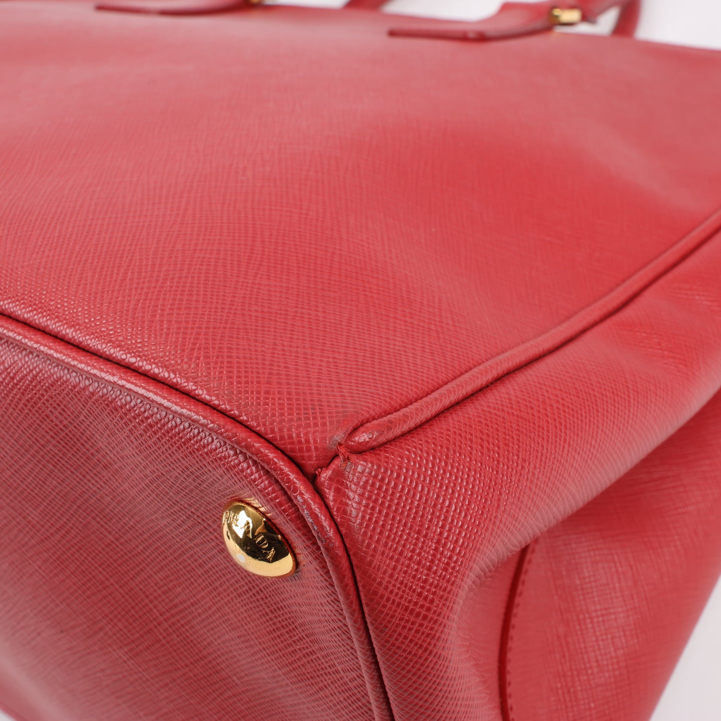 Prada Galleria Saffiano Lux Leather Handag in Red