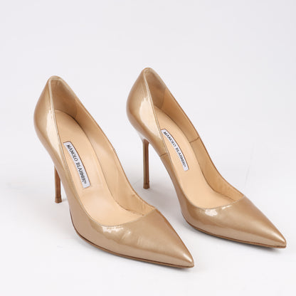 Manolo Blahnik Patent Leather BB Pointed Toe Heels in Beige, Size 40 EU