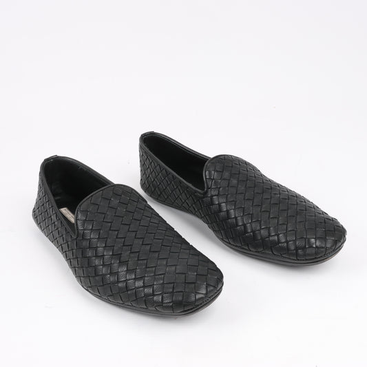Bottega Veneta Intrecciato Leather Loafer in Black, Size 41 EU