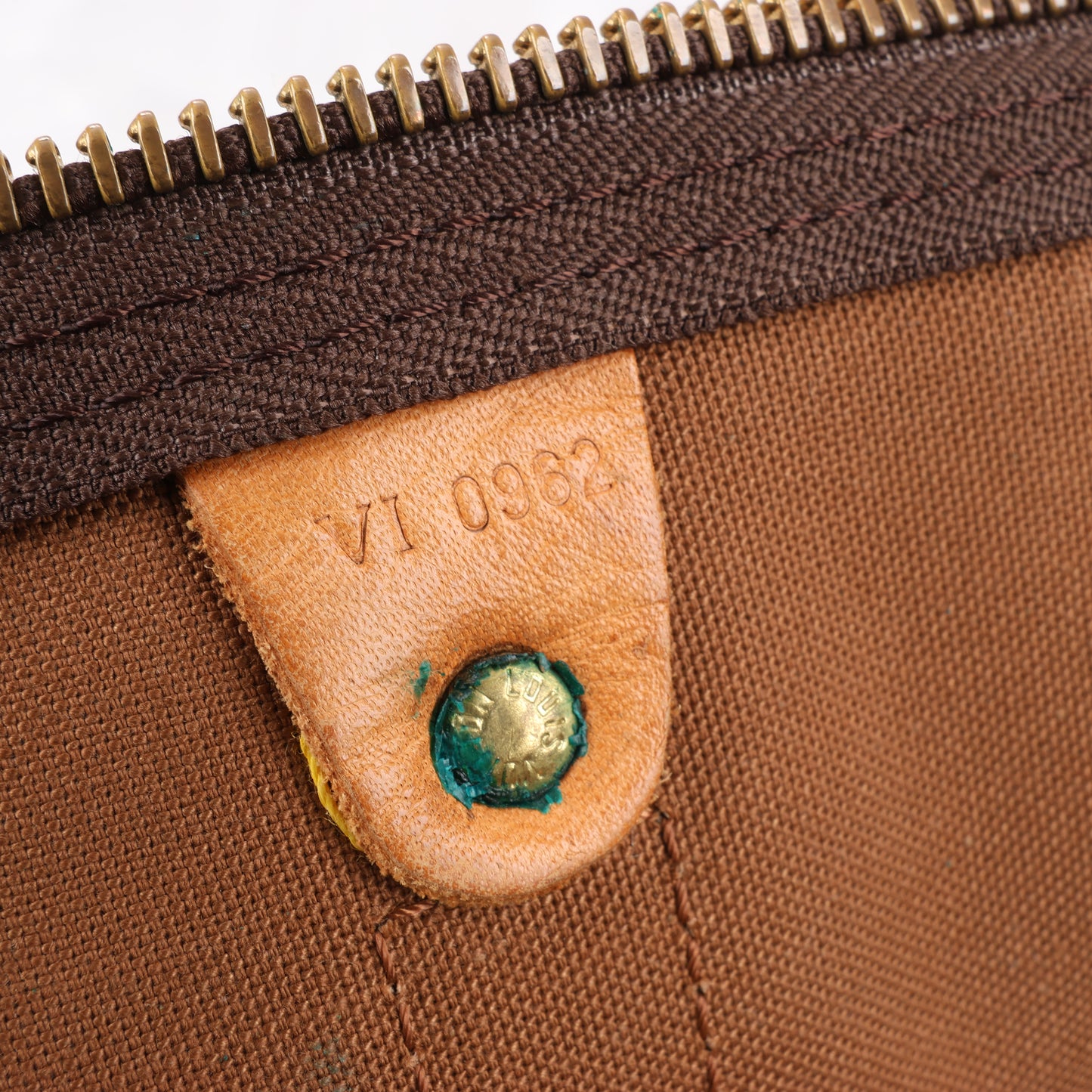 Louis Vuitton Monogram Canvas Keepall Bandoulière 55 Travel Bag M41414