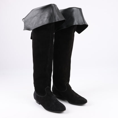 Celine Chat Botté Over-The-Knee Flat Boot in Suede Calfskin in Size 38 RM0220