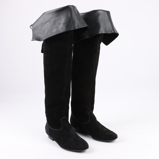 Celine Chat Botté Overknee-Stiefel aus Wildleder-Kalbsleder in Größe 38 RM0220